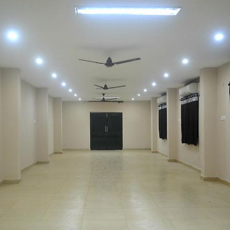 Hotel Bhammars Balangir Exterior photo