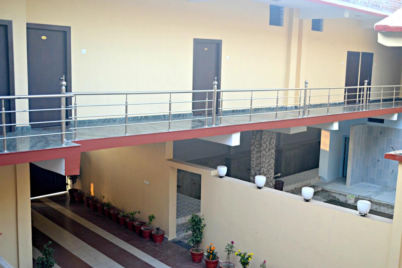 Hotel Bhammars Balangir Exterior photo
